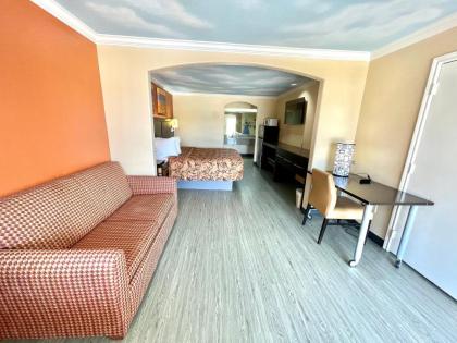 Luxury Inn Liberty - image 8