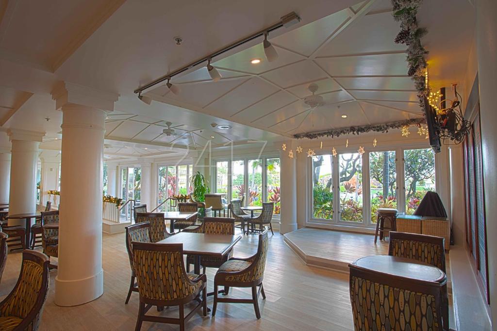 2417 @ Oceanfront Resort Lihue Kauai Beach Drive - image 4