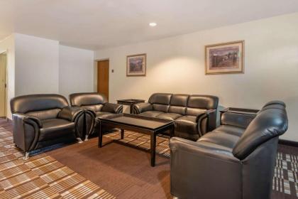 Quality Inn & Suites Limon - image 11