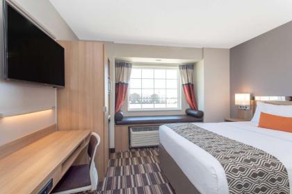 Microtel Inn & Suites by Wyndham Limon - image 12