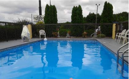 Days Inn by Wyndham Lincoln - image 15