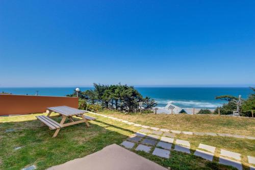 The Whale at Sandstone Point - image 5