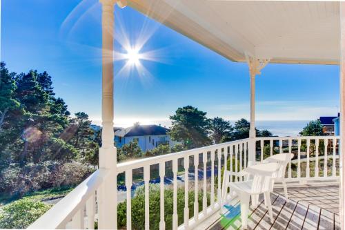 Victorian By The Sea - main image