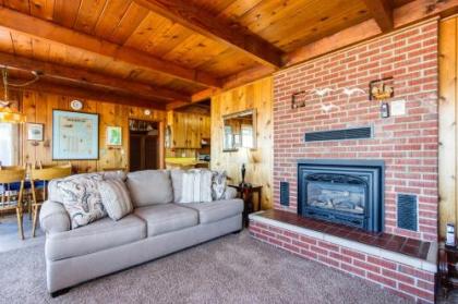 Lincoln City Beach Front Vacation Rental - image 3