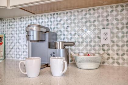 Seaview Cottage - image 11