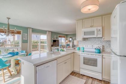 Seaview Cottage - image 4