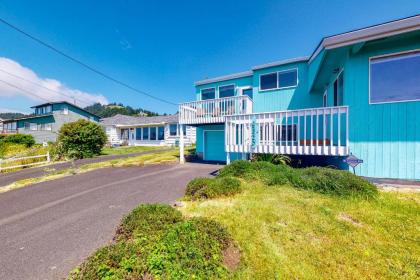 Pacific Gem - image 3