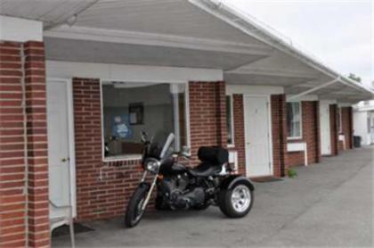 Lincoln House Motel - Lincoln Maine