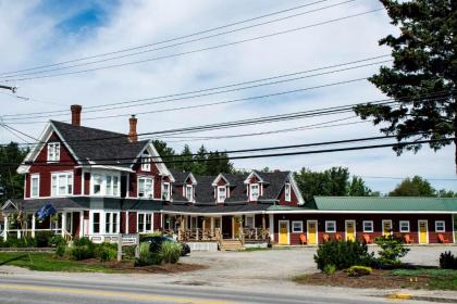 the Whitetail Inn and Suites  Lincoln Lincoln