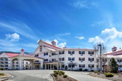 Hotel in Lincoln New Hampshire