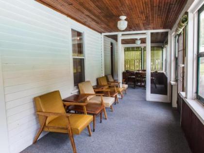 Profile Motel & Cottages - image 5