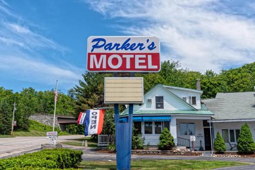 Parker's Motel - image 2