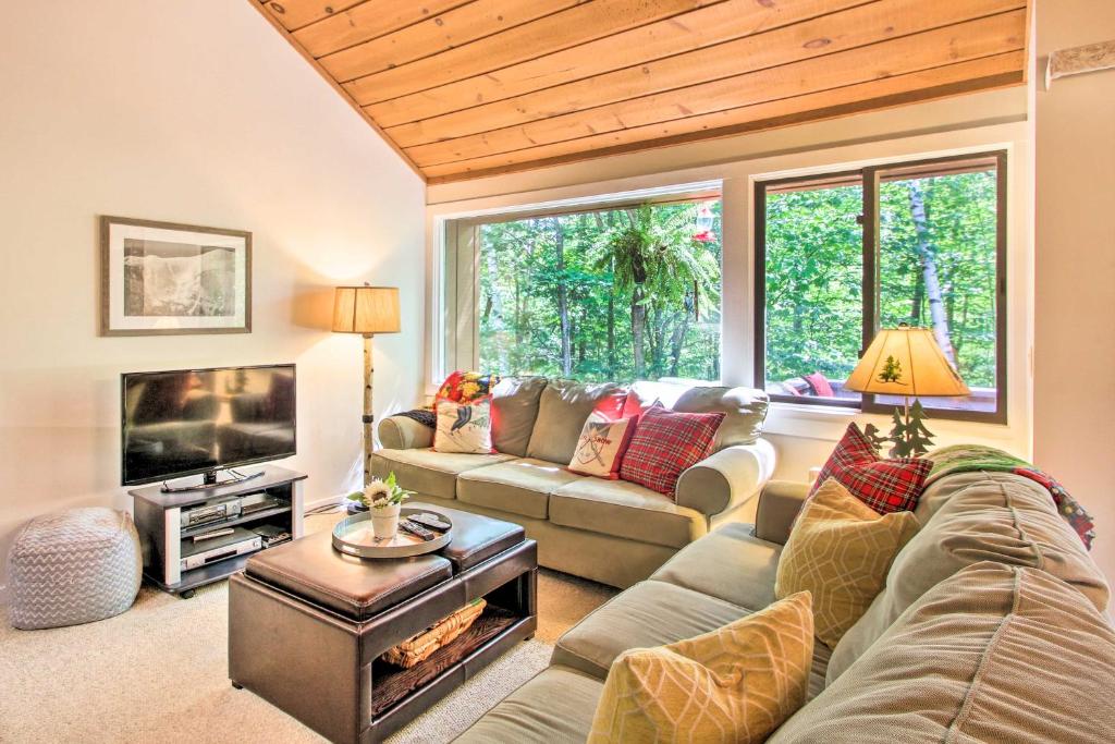 Lincoln Condo with Amenities and Shuttle to Loon! - main image