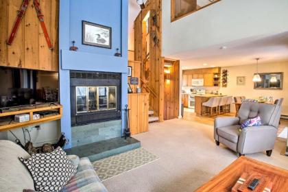 Ski Mtn Condo Club Access with Pool and Game Room