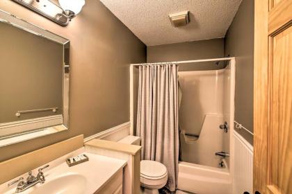 Updated Loon Townhome with Mtn Views and Ski Shuttle! - image 17