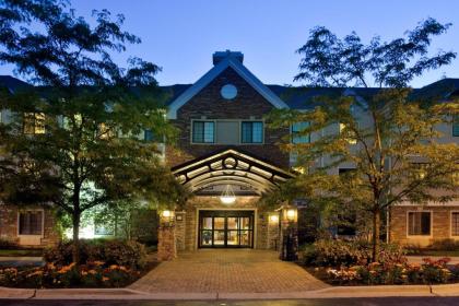 Staybridge Suites Lincolnshire Il