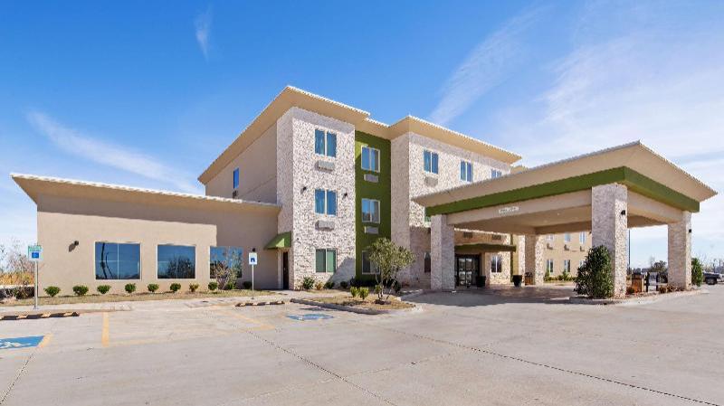 Best Western Lindsay Inn & Suites - main image