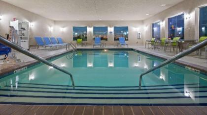 Best Western Lindsay Inn & Suites - image 4