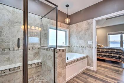Pet-Friendly Lake Ozark Escape with Deck and Views - image 14