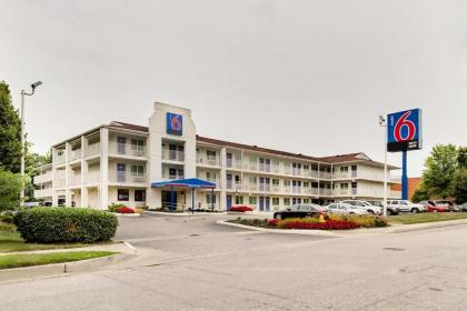 Hotel in Linthicum Heights Maryland