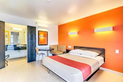 Motel 6-Linthicum Heights MD - BWI Airport - image 5