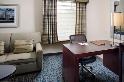 DoubleTree by Hilton Baltimore - BWI Airport - image 8