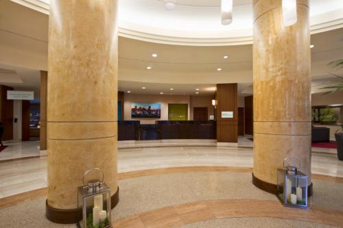 Hilton Garden Inn Baltimore Inner Harbor - image 4