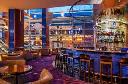 Hilton Baltimore Inner Harbor - image 3