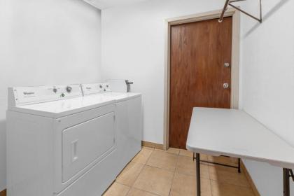 Microtel Inn Suite by Wyndham BWI Airport - image 15