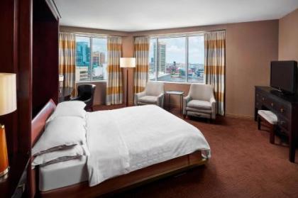 Sheraton Inner Harbor Hotel - image 2