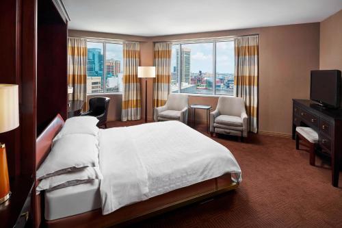 Sheraton Inner Harbor Hotel - image 2