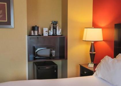 Holiday Inn Express Baltimore-Downtown an IHG Hotel - image 4