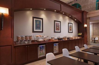 SpringHill Suites by Marriott Baltimore Downtown/Inner Harbor - image 2