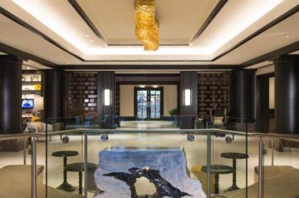 Renaissance Baltimore Harborplace Hotel - image 4