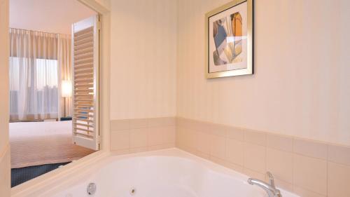 Fairfield Inn & Suites White Marsh - image 3