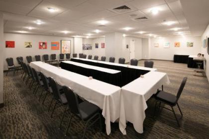 Hotel RL Baltimore Inner Harbor - image 3