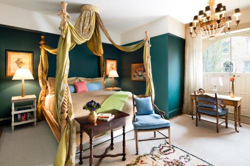 The Ivy Hotel - image 5