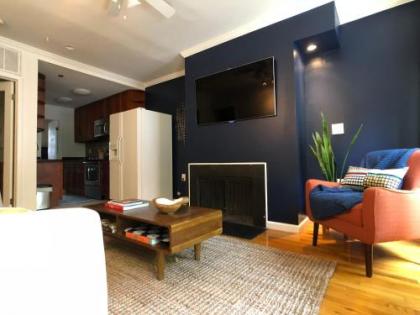 Cozy Condo on the Park in Mount Vernon