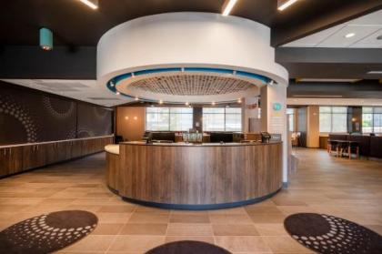 Tru By Hilton Baltimore Harbor East - image 1