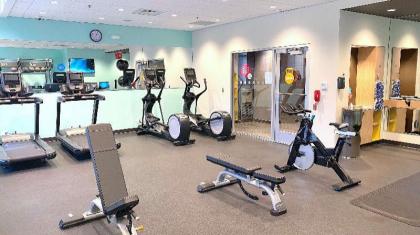 Tru By Hilton Baltimore Harbor East - image 3