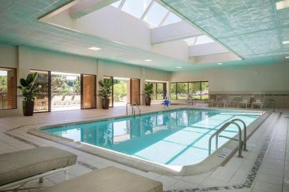 DoubleTree by Hilton Lisle Naperville - image 11