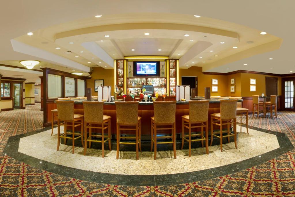DoubleTree by Hilton Lisle Naperville - image 6