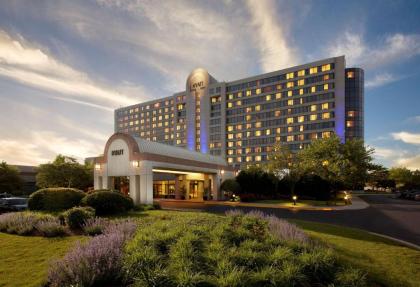 Hyatt Regency Lisle near Naperville - image 13