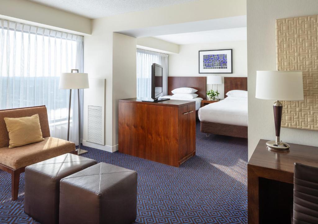 Hyatt Regency Lisle near Naperville - image 7