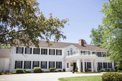 Litchfield Inn Litchfield