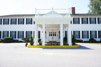 Litchfield Inn - image 3