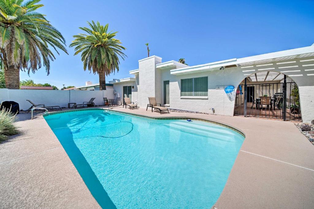 Litchfield Park Home with Pool - half Mi to The Wigwam! - main image