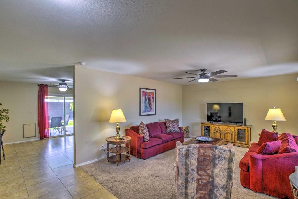 Family-Friendly Golfing Escape - Pets Welcome - main image