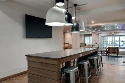 Fairfield Inn & Suites by Marriott Atlanta Stonecrest - image 12