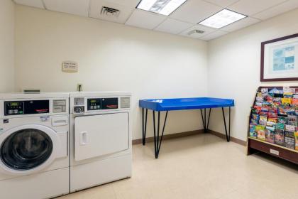 Fairfield Inn & Suites by Marriott Atlanta Stonecrest - image 8